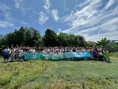 CHN-TOP nhân viên nhóm xây dựng bữa tiệc